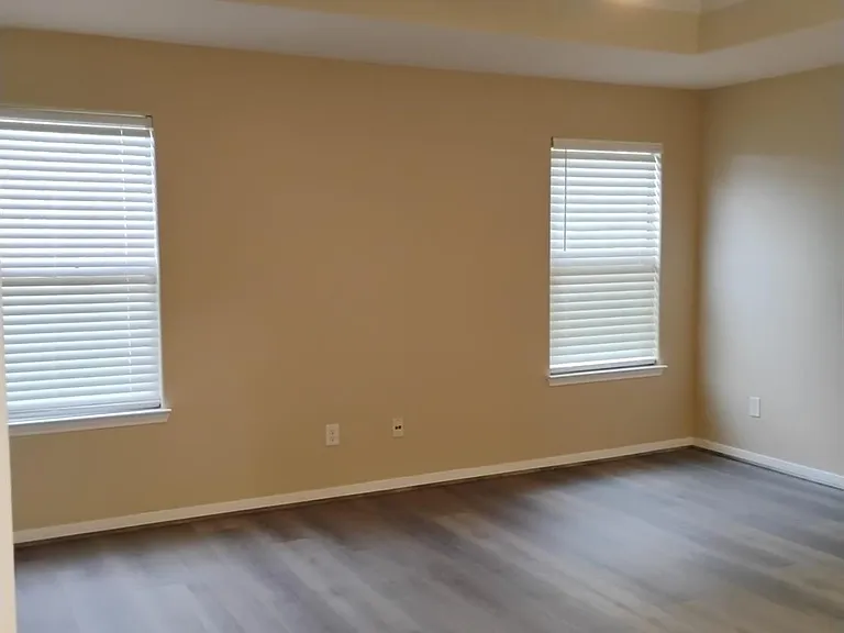9115 Summer Valley Ln — Photo 15