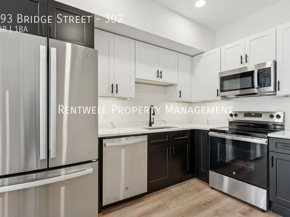 193 Bridge St #302, Phoenixville, PA 19460