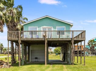 430 Jettyview Rd, Surfside Beach, TX 77541