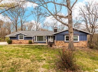 234 E Green Acres Ct, East Peoria, IL 61611