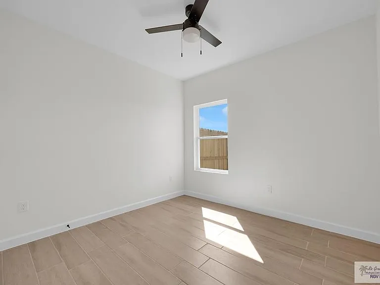 3525 Hidalgo St #3 — Photo 13