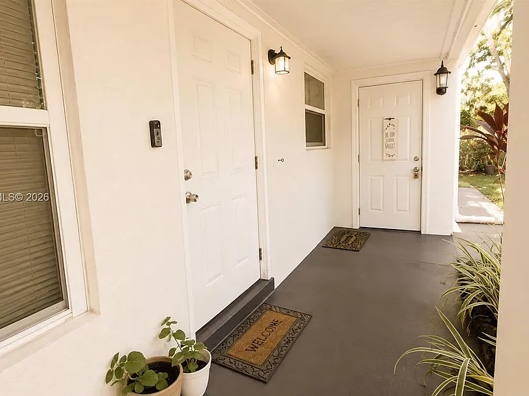 1028 S 62nd Ave #B — Photo 17