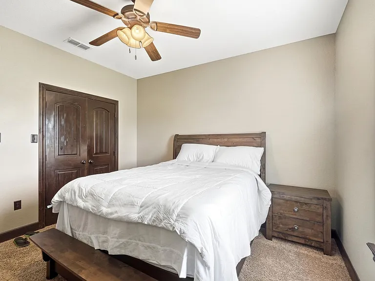 133 Prairie Creek Way — Photo 31