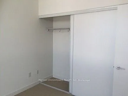 121 McMahon Dr #2715 — Photo 10