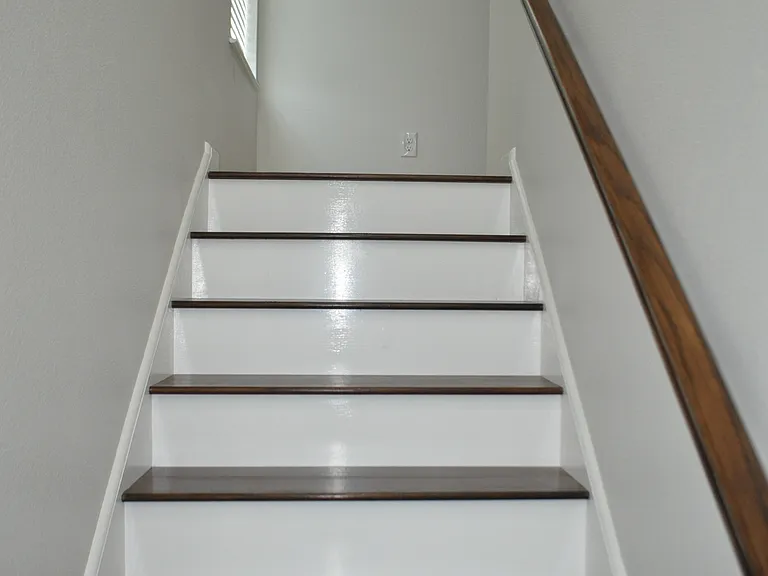 2311 Murphy Ct — Photo 18