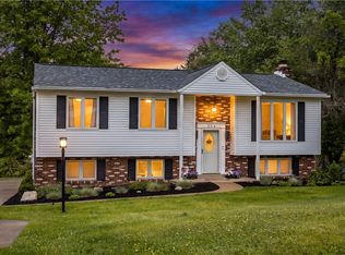 304 Elm Dr, Canonsburg, PA 15317