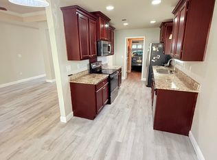 10538 Roundhill Dr, Gulfport, MS 39503