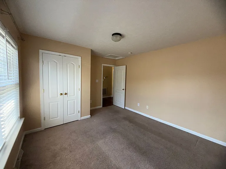 108 Judd Ct — Photo 16