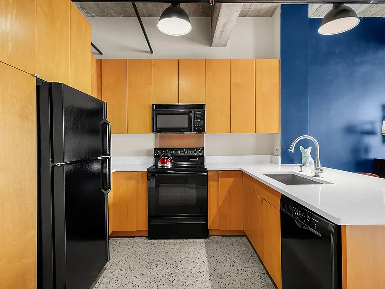 710 Colorado St #6E — Photo 2