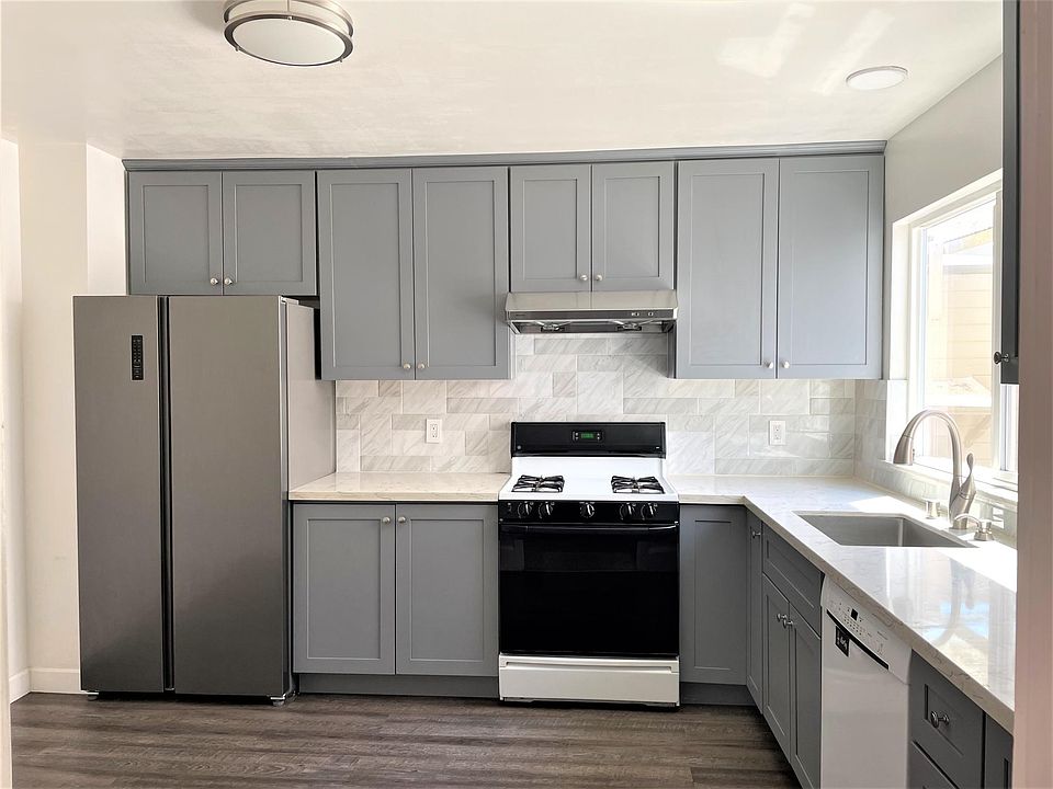 1st image of 2737 Clement St #3