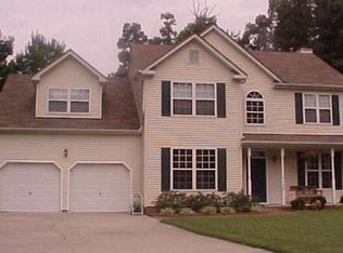 756 Dissdale Ln, Chesapeake, VA 23320