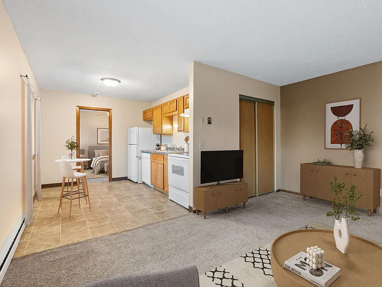 Summit Park Apartments — Photo 10