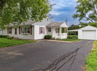 319 Orr Ave, Pekin, IL