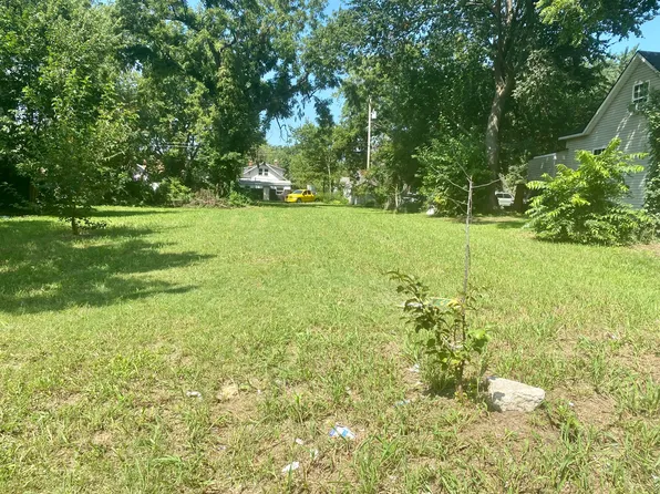 821 N Concord Avenue, Springfield, MO 65802