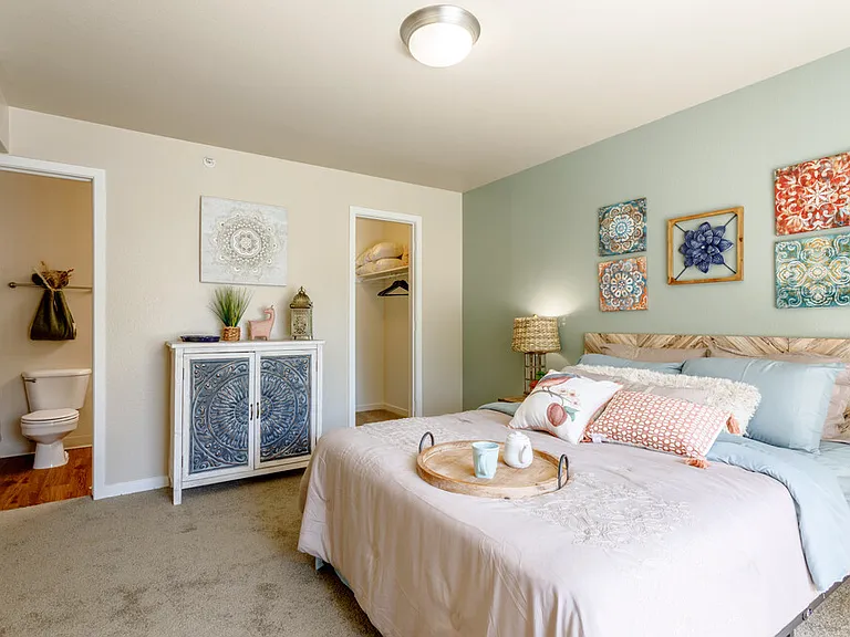 UTE CREEK APARTMENTS — Photo 25