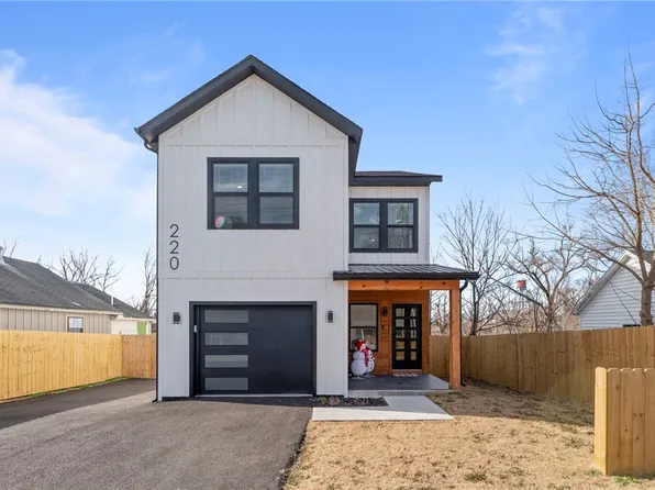 220 N C St, Rogers, AR 72756