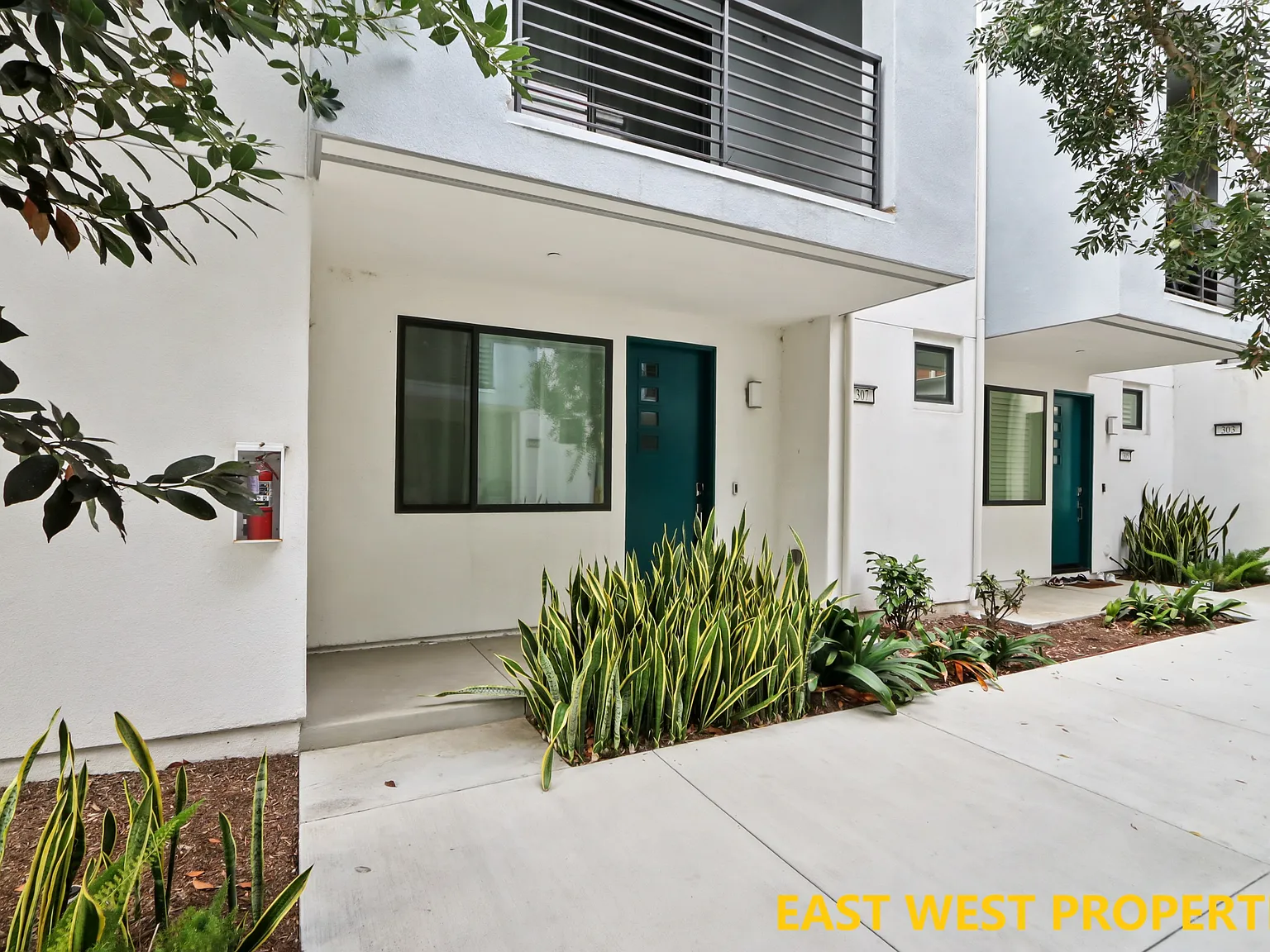 3 bed, 2.5 bath, 1757 sqft, $4,500 — Photo 4