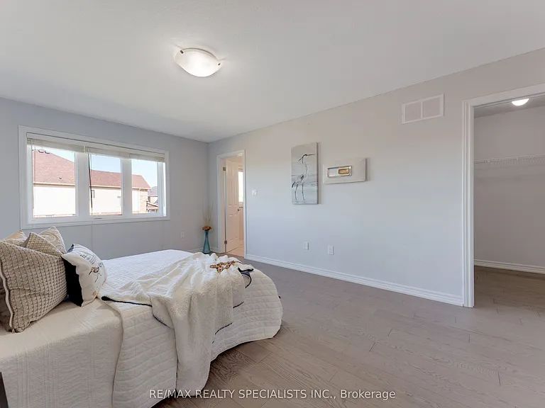 740 Linden Dr #4 — Photo 17