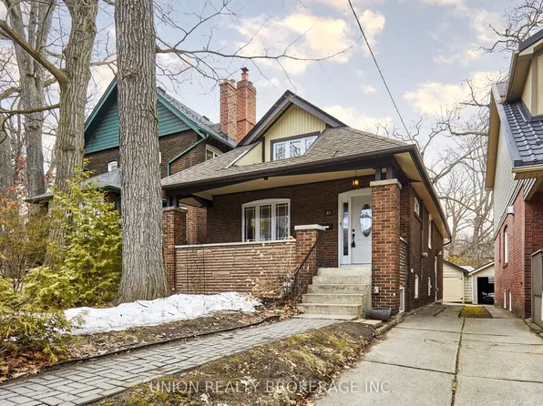 21 Southwood Dr, Toronto, ON M4E 2T7