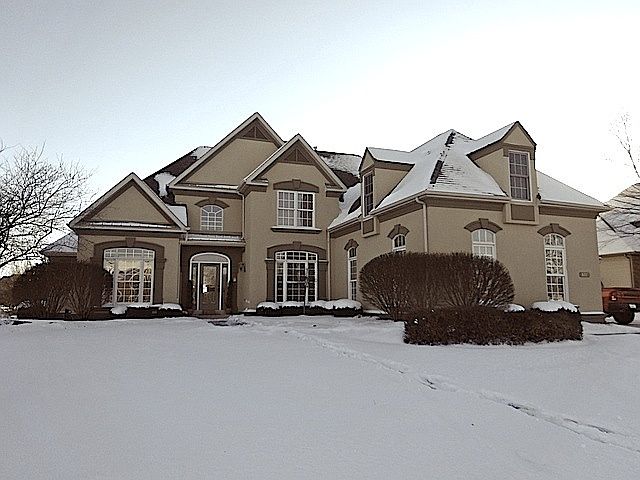 1st image of 807 Diamond Head Dr E