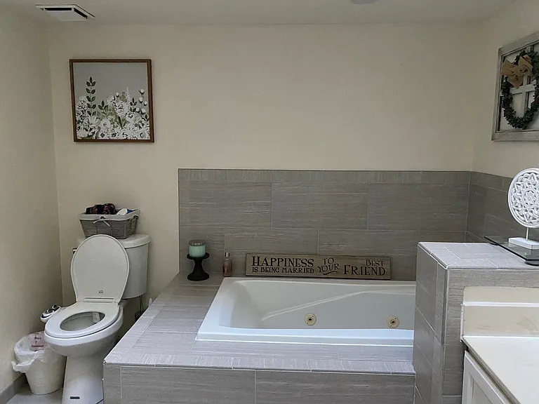 5889 Woodfield Estates Dr — Photo 40