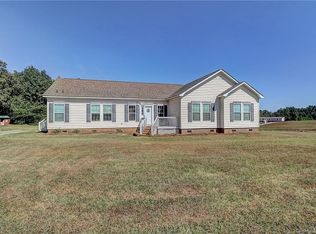 2009 Carpenters Square Rd, Crouse, NC 28033