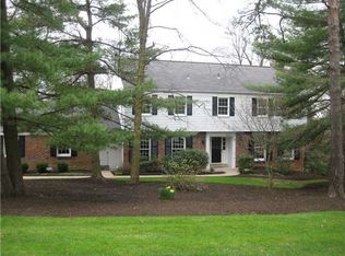 316 Wildberry Rd, Pittsburgh, PA 15238