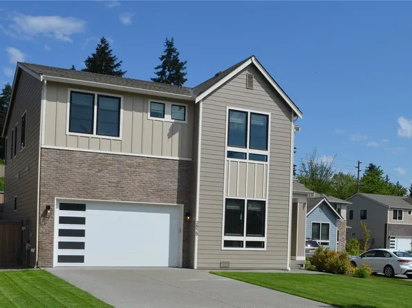 3829 95th Avenue E, Edgewood, WA 98371