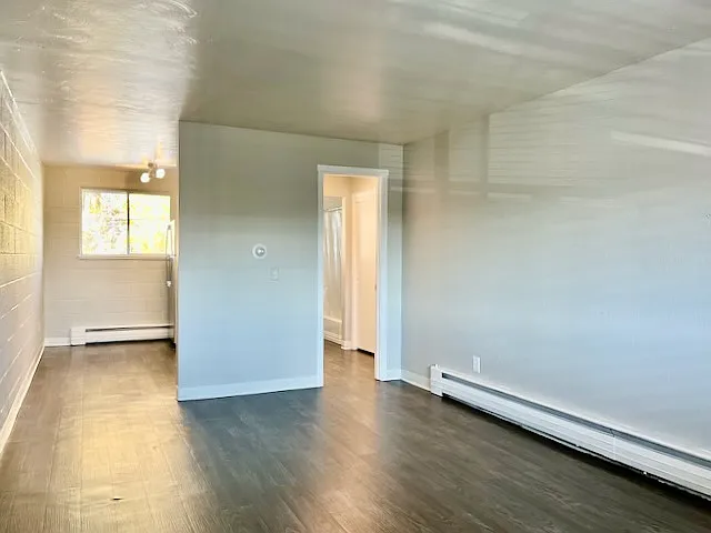 Building Photo - 5840 Carr St #13