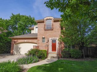 318 Elm St, Glenview, IL