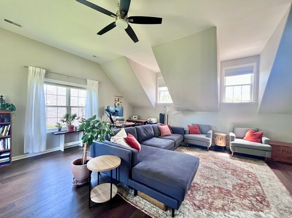 2305 Lismore Ct