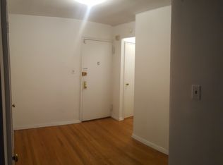 6345 Saunders St, Rego Park, NY 11374