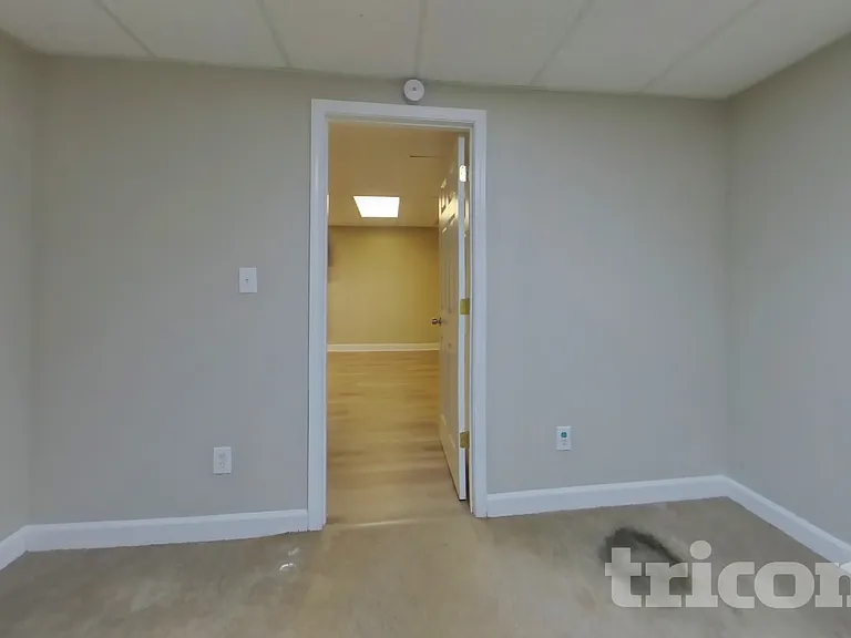 52 Spencer Ct — Photo 11