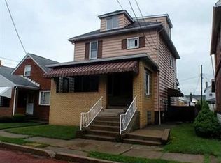 312 Sycamore St, Vandergrift, PA 15690