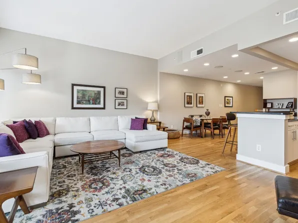 5055 Addison Cir #Penthouse 415, Addison, TX 75001