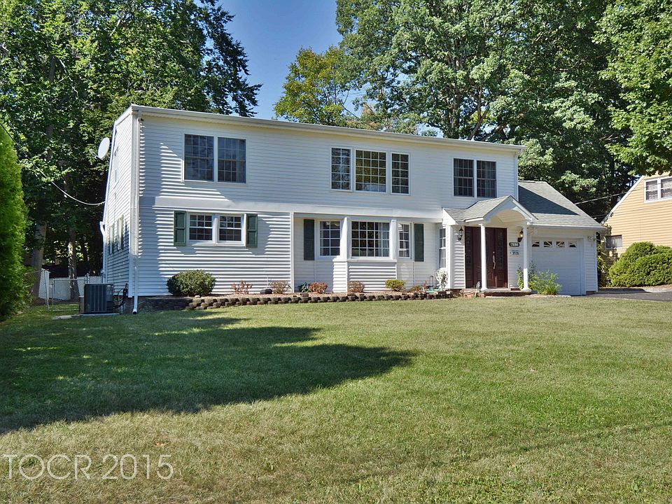 2nd image of 93 Harding Rd