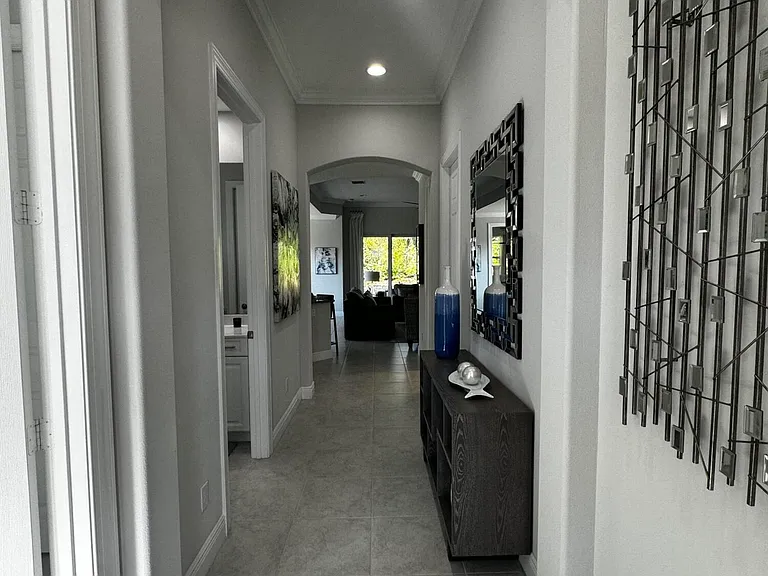 6008 Bella Rosa Ln — Photo 2