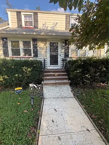 4 bed, $4,000 — Photo 2
