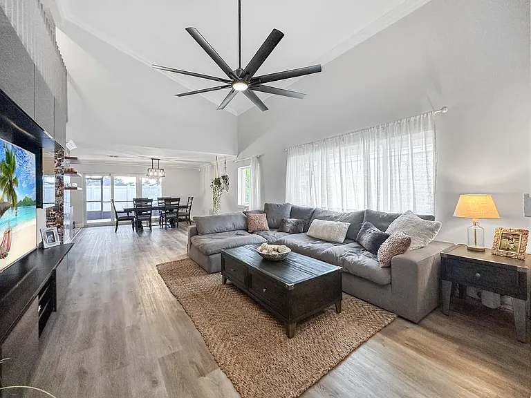 5 Dalton Pl — Photo 23