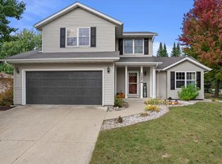 2606 Park Forest DRIVE, West Bend, WI 53090