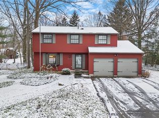 1186 Temple Trl, Stow, OH 44224