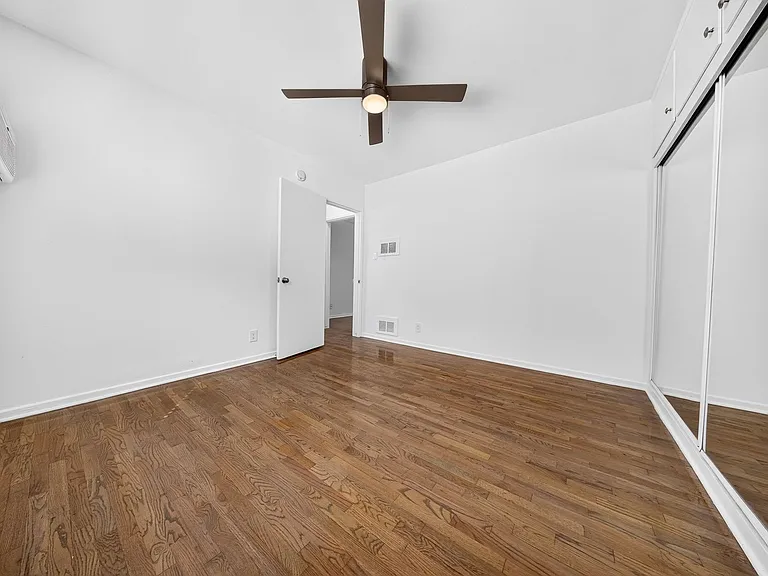 1412 W. 17th St — Photo 22