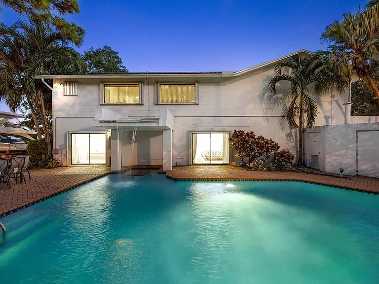 1240 SW 14th Ave — Photo 58