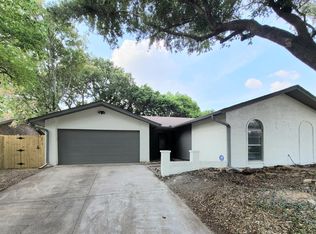 701 Salem Dr, Arlington, TX 76014