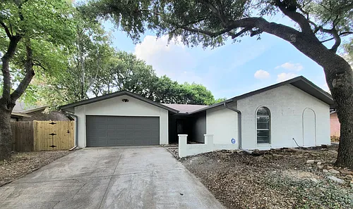 701 Salem Dr Photo 1