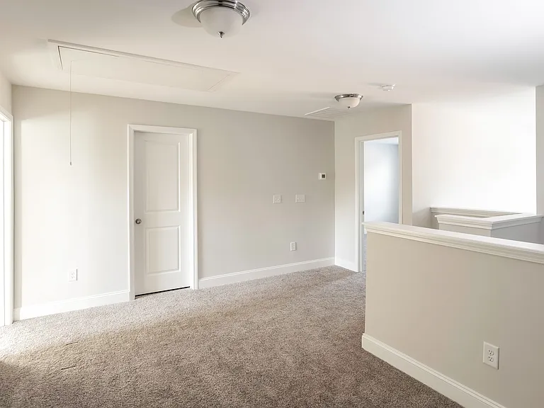 383 Trevally Ct — Photo 8