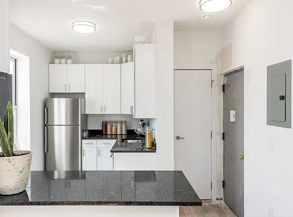 442 Decatur St #4B