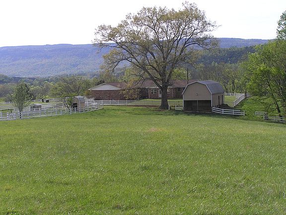 2nd image of 4114 Lower East Valley Rd
