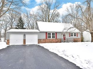 7794 Castle Rock Dr NE, Warren, OH