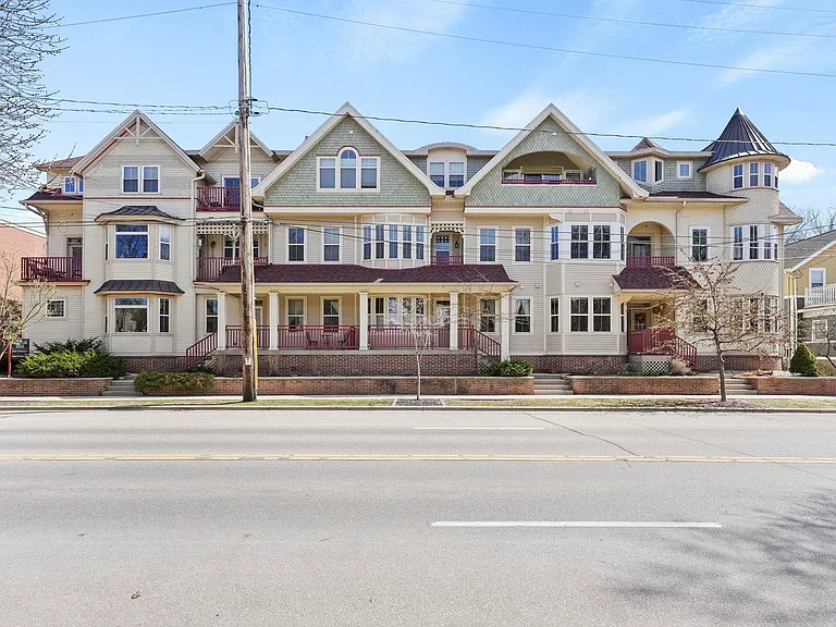 1037 Williamson St #107 — Photo 35